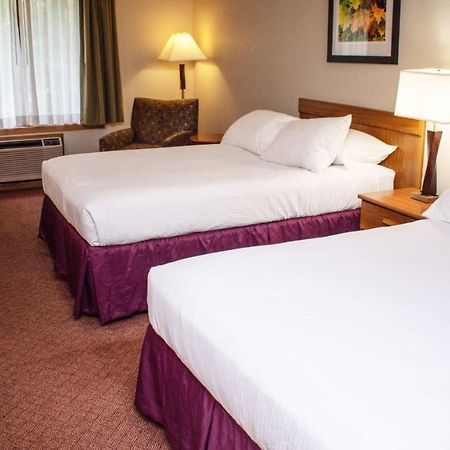 Magnuson Hotel Country Inn Ishpeming Bagian luar foto