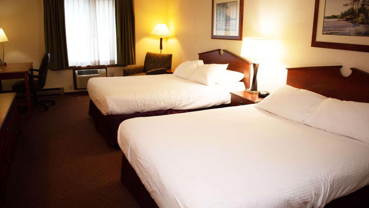 Magnuson Hotel Country Inn Ishpeming Bagian luar foto
