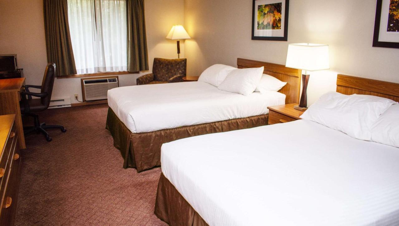 Magnuson Hotel Country Inn Ishpeming Bagian luar foto