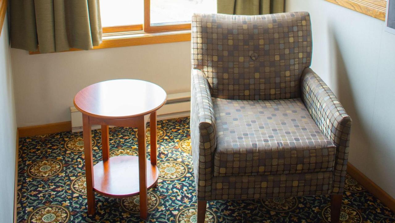 Magnuson Hotel Country Inn Ishpeming Bagian luar foto