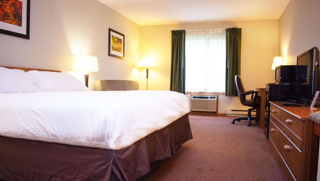 Magnuson Hotel Country Inn Ishpeming Bagian luar foto