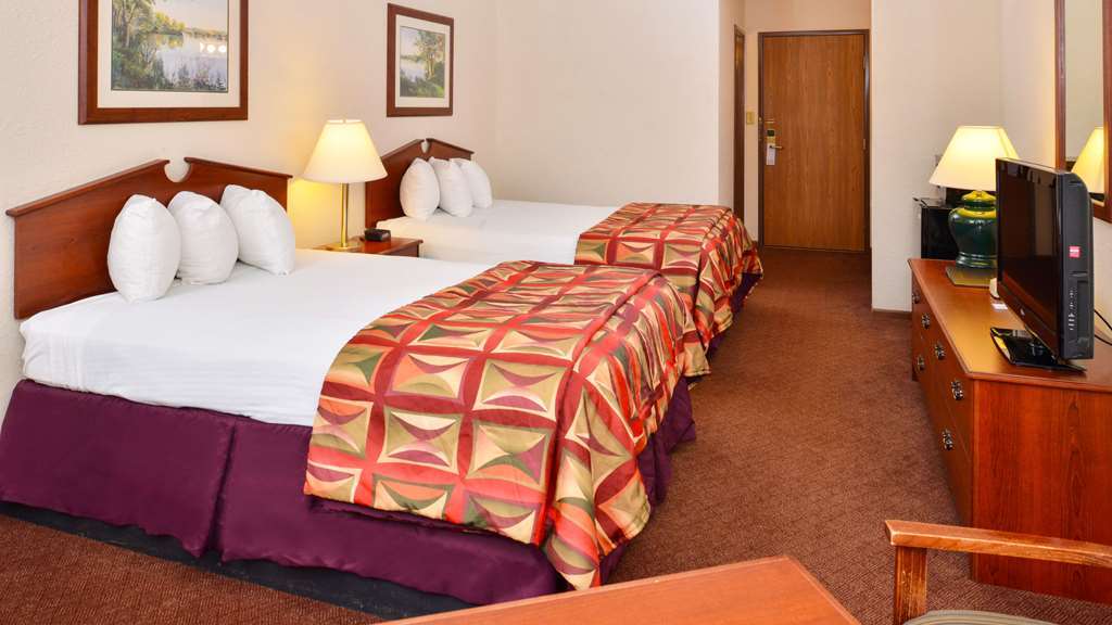 Magnuson Hotel Country Inn Ishpeming Ruang foto